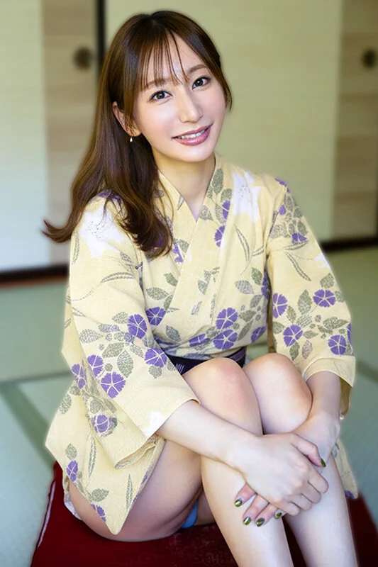 足立友梨の熟女